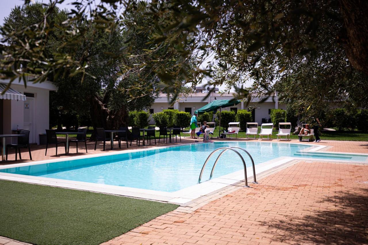 Hotel Eden Carovigno Εξωτερικό φωτογραφία