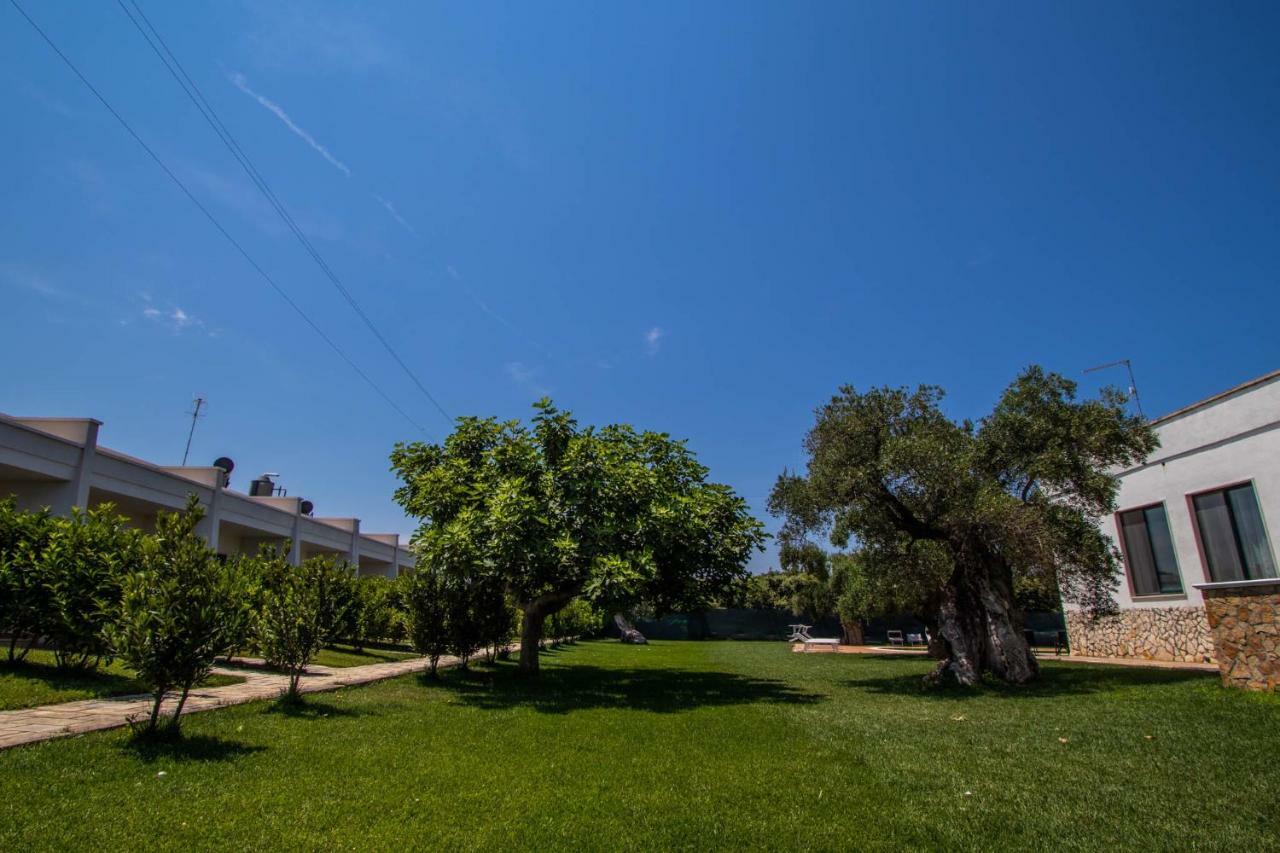 Hotel Eden Carovigno Εξωτερικό φωτογραφία