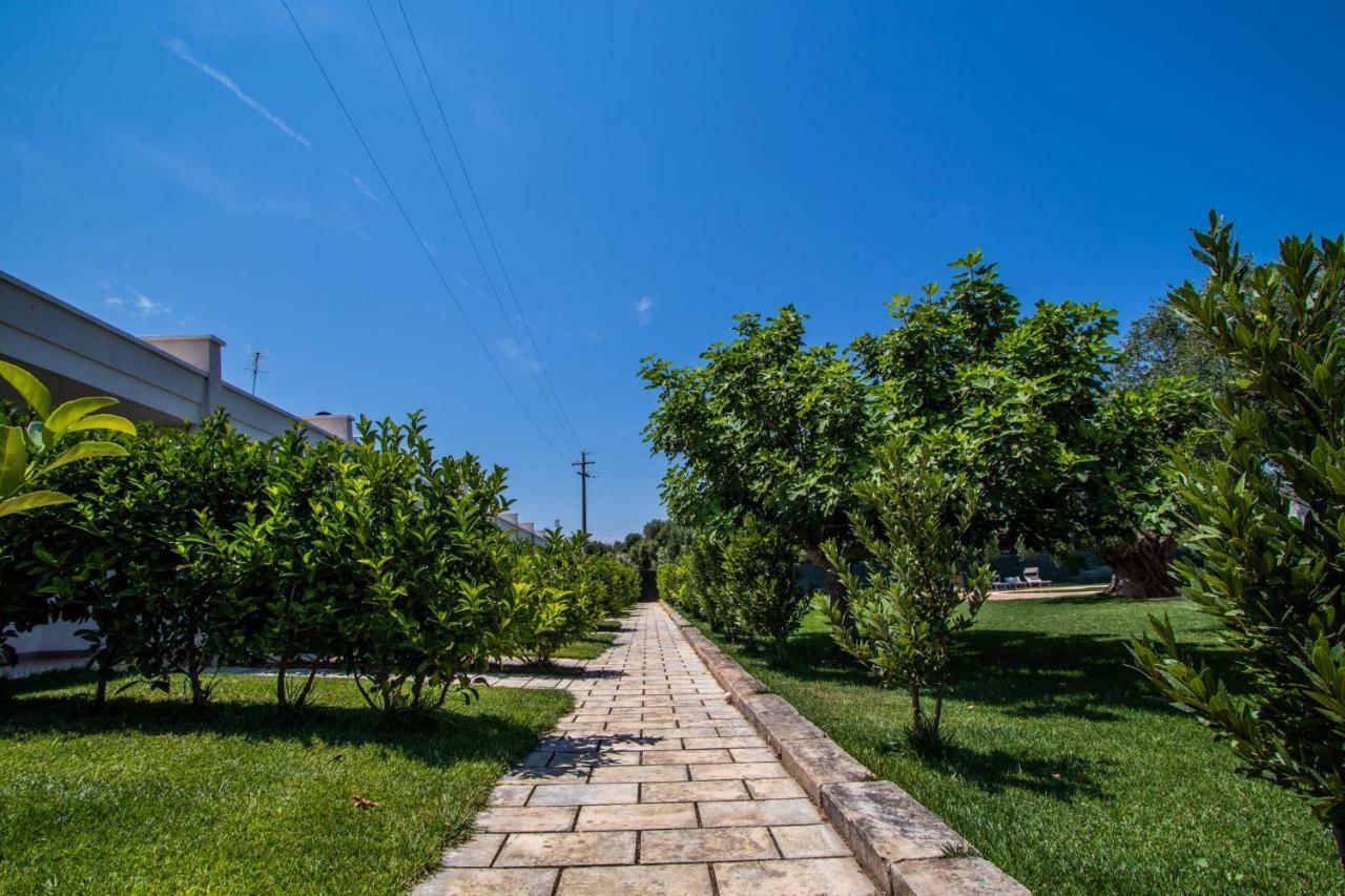 Hotel Eden Carovigno Εξωτερικό φωτογραφία