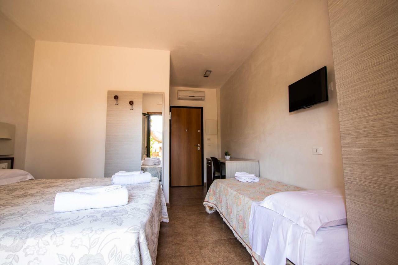 Hotel Eden Carovigno Εξωτερικό φωτογραφία